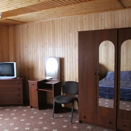 Gutsulochka Guest house *